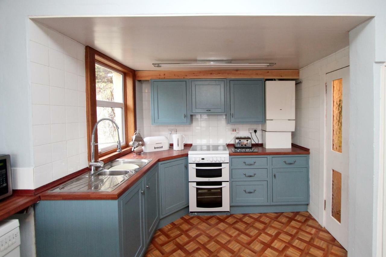 Three Bedroom Holiday House In אובאן מראה חיצוני תמונה